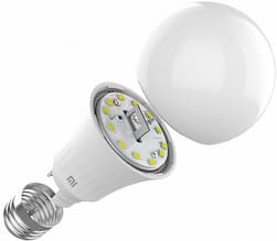 Умная лампа Xiaomi Mi Smart LED Bulb (Warm White)— фото №1